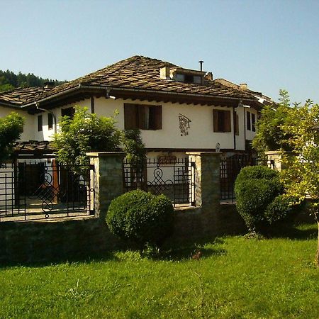 Art - M Gallery Tryavna Exterior foto
