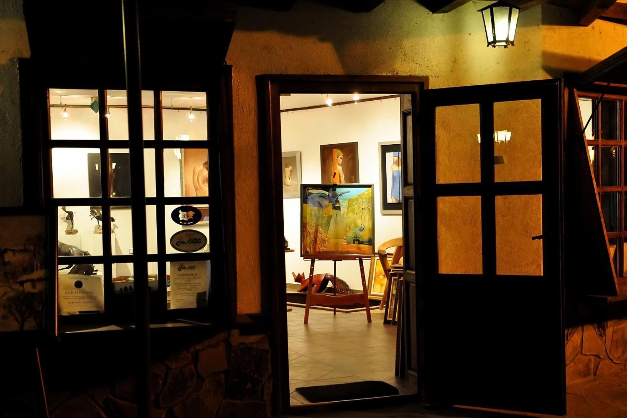 Art - M Gallery Tryavna Exterior foto